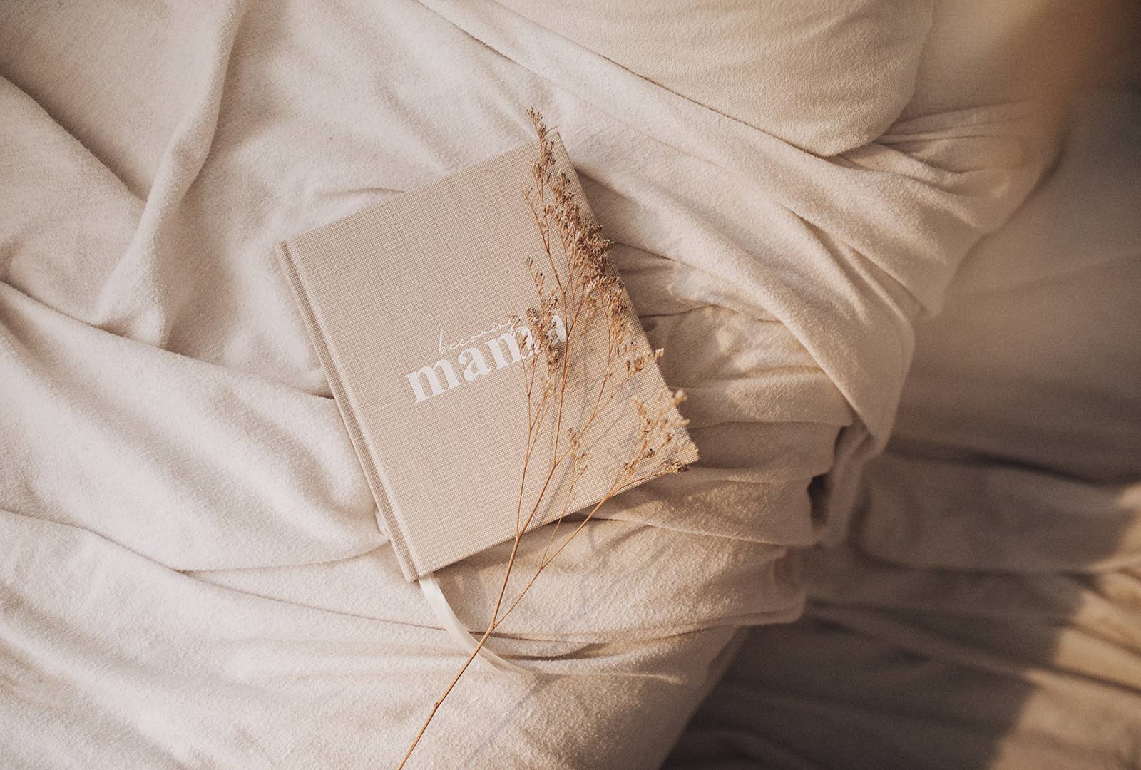 Axel & Ash - Wholesale Journal/Diary - Maternity - Becoming MAMA - A pregnancy journal17