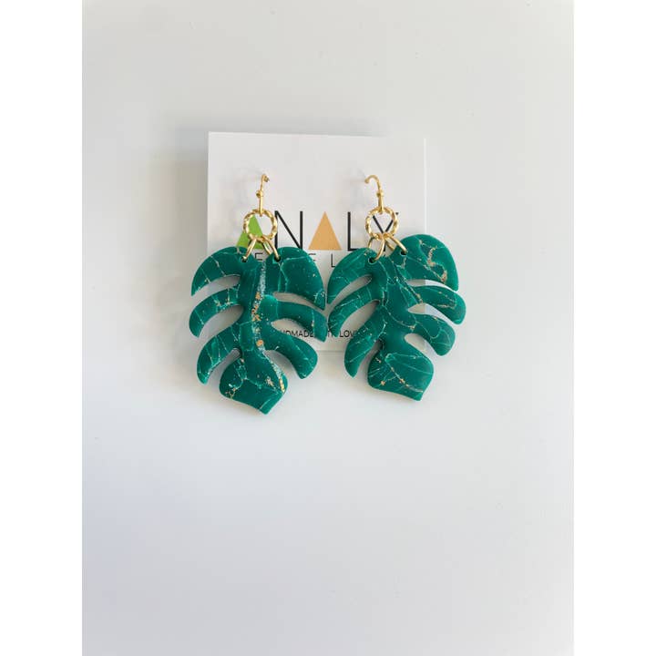 AnalyJewelry - Wholesale Dangle Earrings - Marble Monstera Dangles1