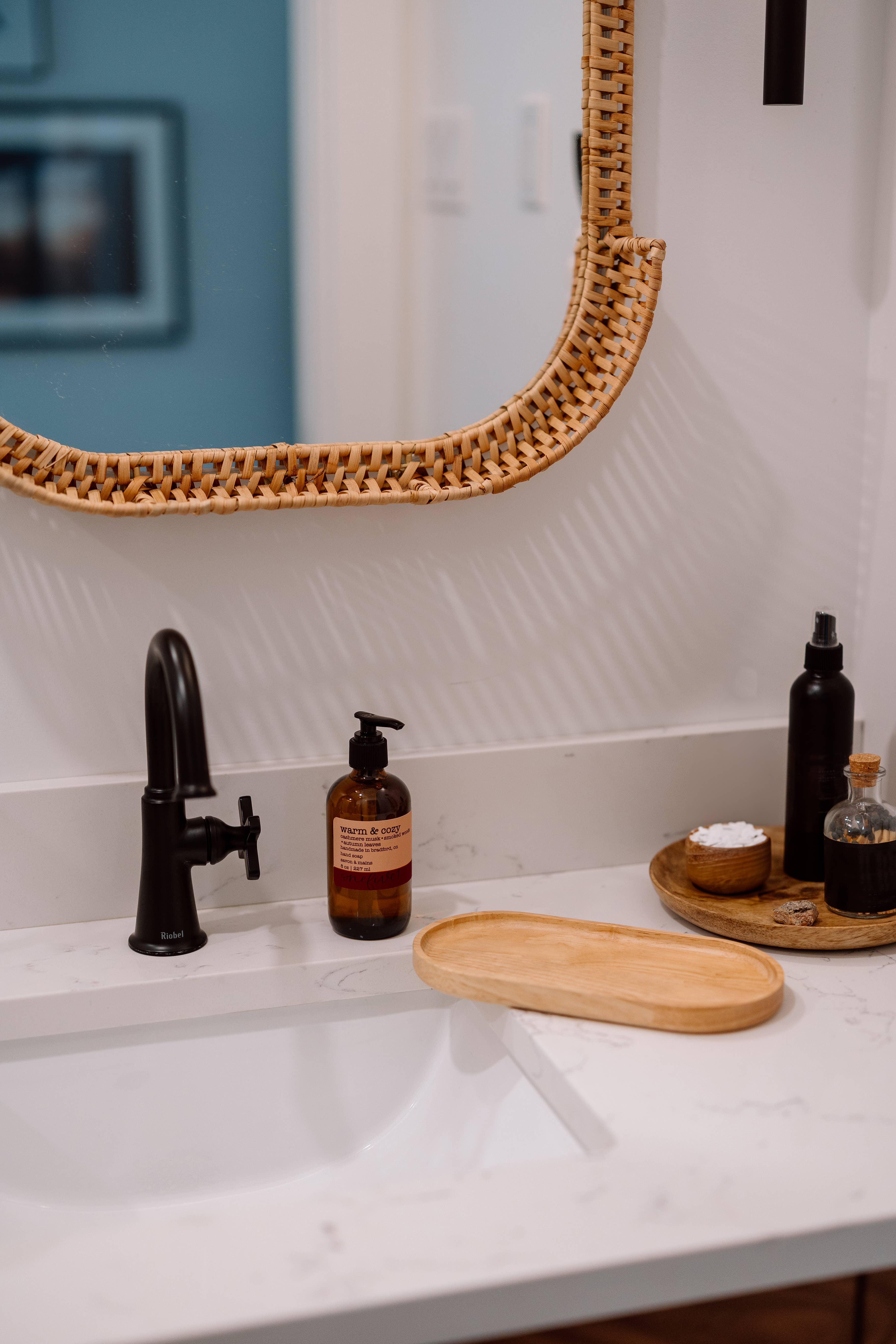 onefive1 - Wholesale Hand Soap/Wash - warm & cozy | LIQUID HAND SOAP 8 oz1