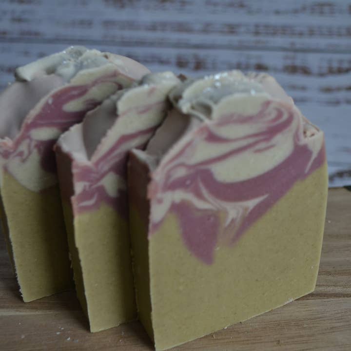 savon mangue papaye pour la vente par Nuqi soaps