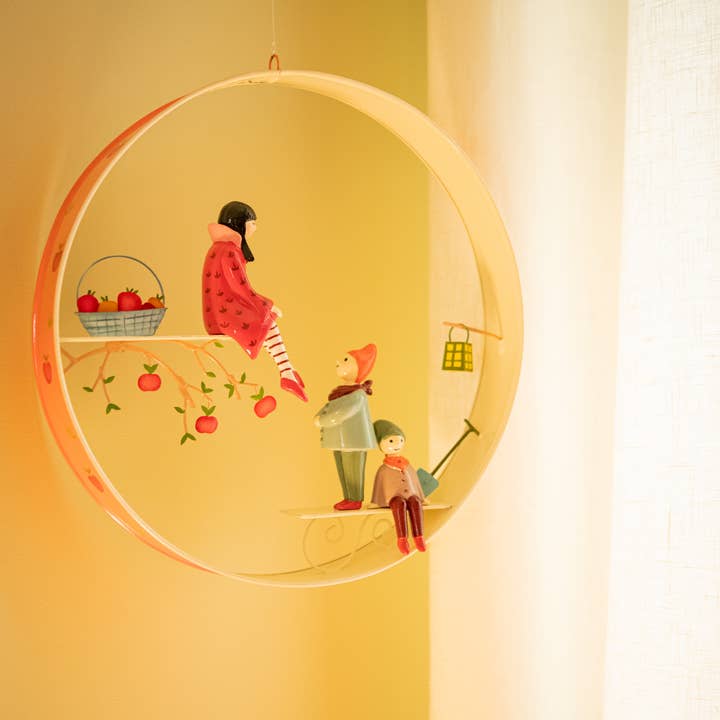 L'Oiseau Bateau – Großhandel Baby-Mobile – Dekorativer Baby-Handyreifen mit Schneewittchenmotiv