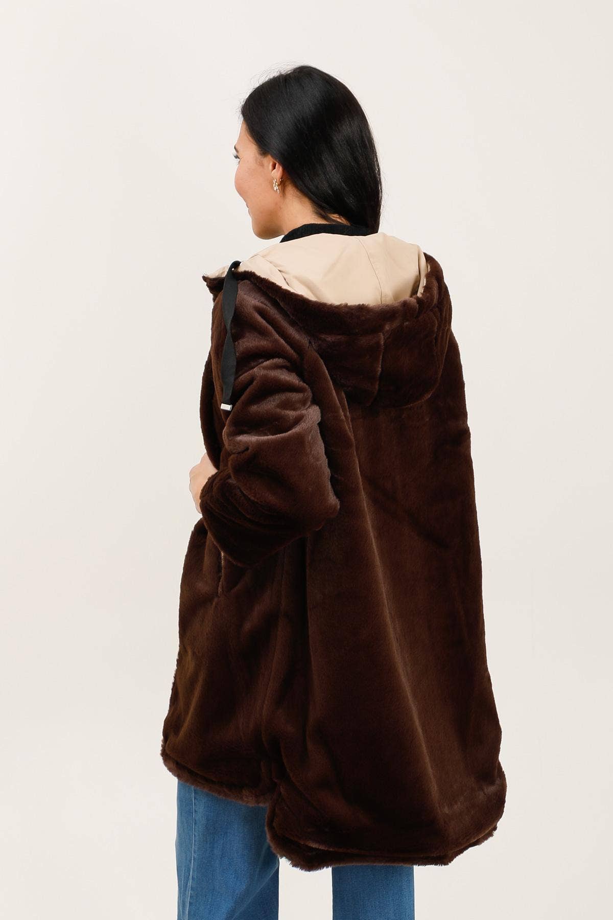 Attrait Paris - Wholesale Parka - Women's - Long hooded parka, reversible fur (Copy)20