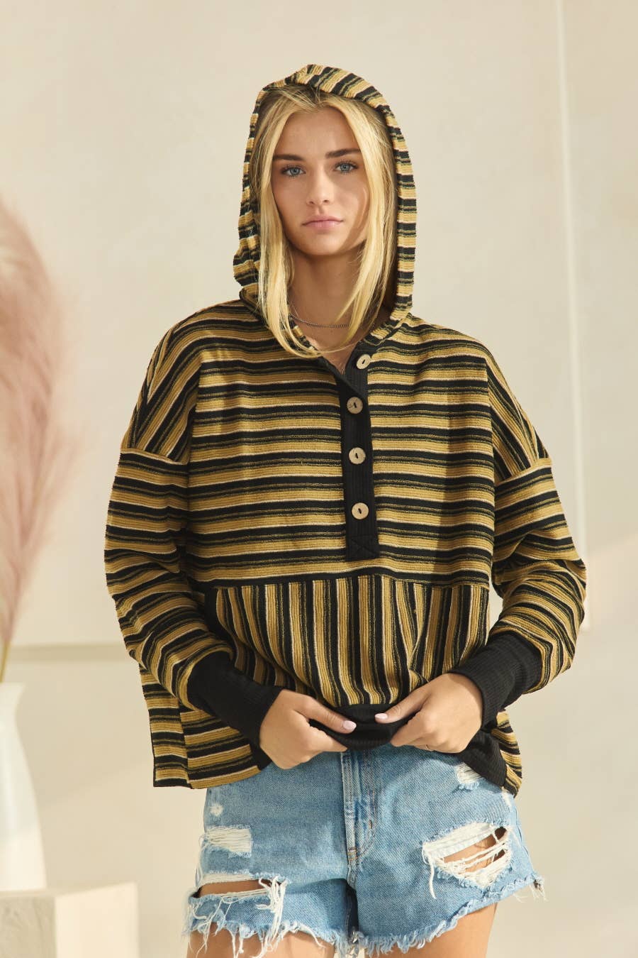 Oddi - Wholesale Hoodie - Women's - Textured Striped Jacquard Hooded Sweatshirt 0