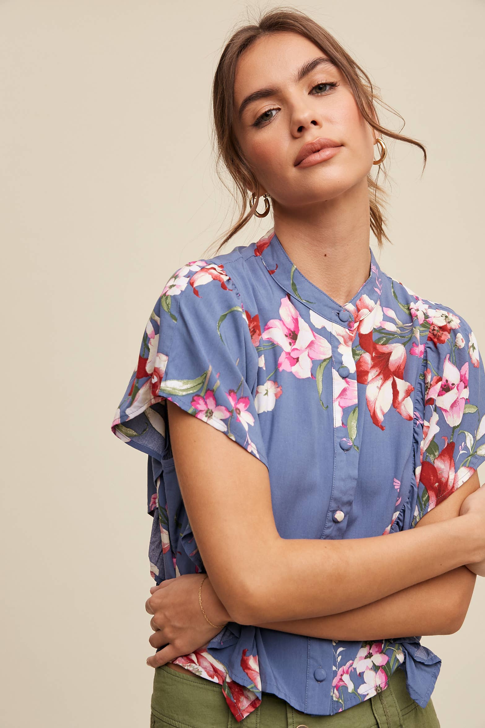 Listicle - Wholesale Blouse - Women's - Floral Flutter Sleeve Blouse12