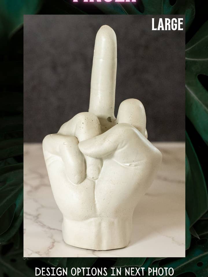 Pièce emblématique du majeur en béton aux couleurs personnalisées pour la vente par Shutterhaus