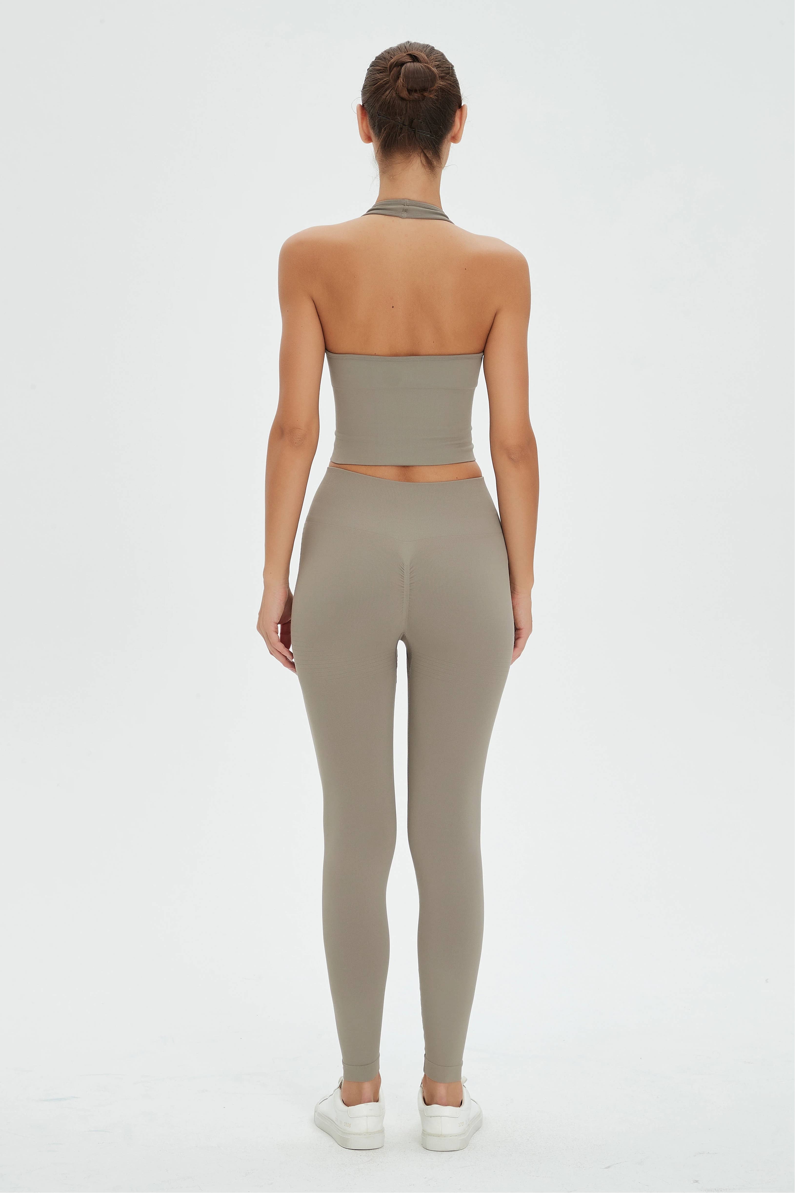 Mantra Active – Großhandel Sport-/Lounge-Leggings – Damen – Camilia Nahtlose Rippstrick-Leggings mit hohem Bund5