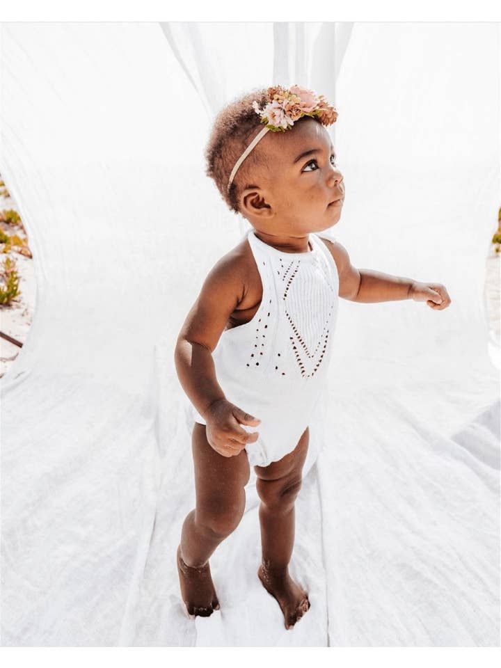 Bailey's Blossoms - Vente Body (sans pieds) – bébé - Barboteuse dos-nu en crochet Drake - Gardenia