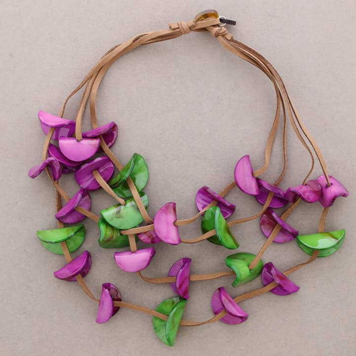 La Cuerda De Sol - Wholesale Beaded/Pearl Necklace - Resin Beaded Necklace