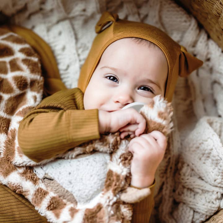 Classic - Bear Bonnet (Honey) for wholesale by Little Wears