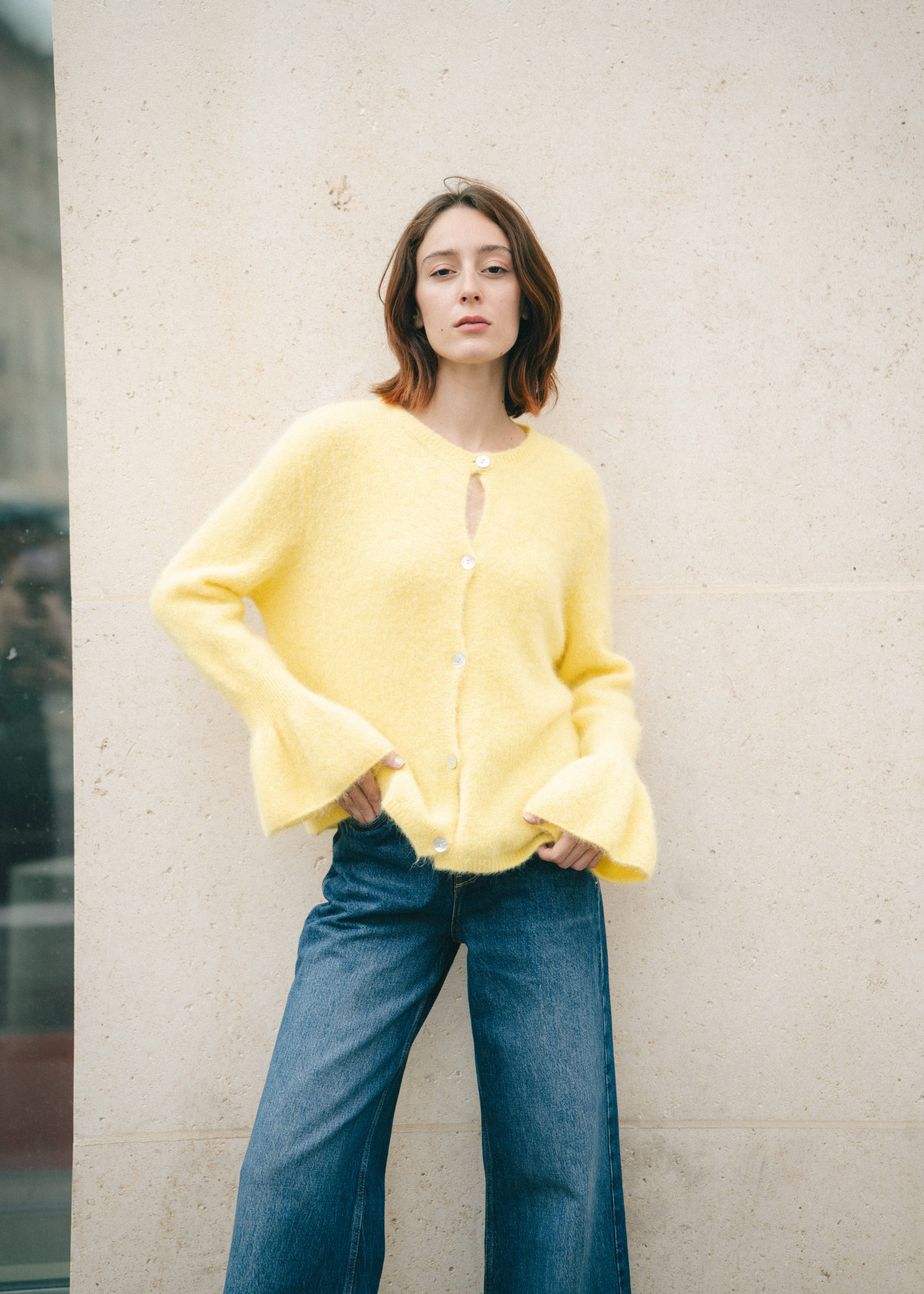 JULIA PARIS - Wholesale Cardigan - Women's - Buttoned cardigan in Baby Alpaca1