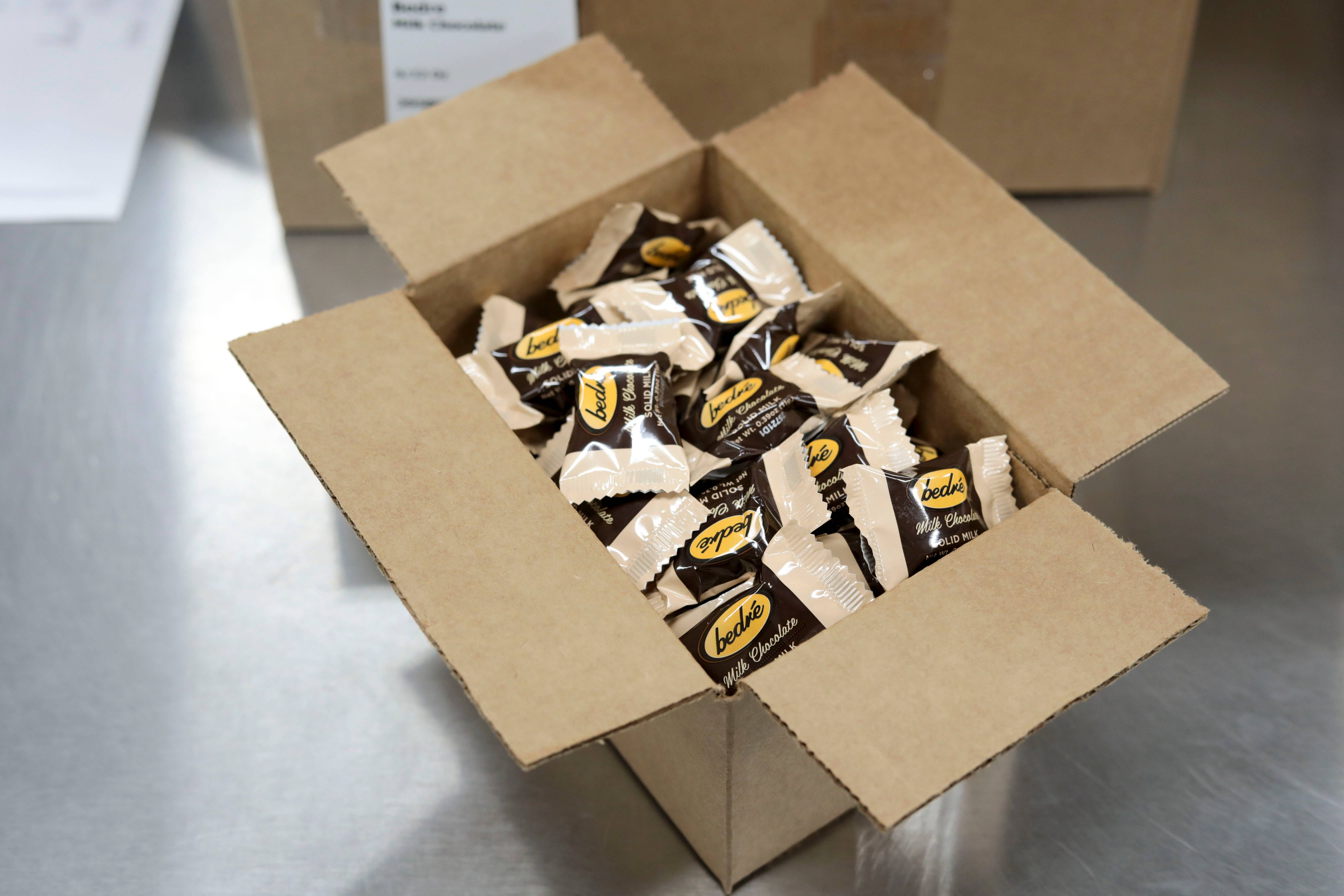 Bedré Fine Chocolate - Wholesale Chocolate - Milk Solid Melts | 1.5lb1