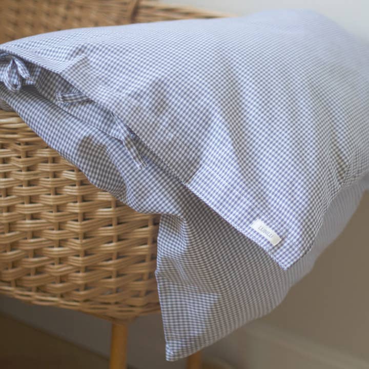 Mini Check Baby Beddengoed Grijs voor wholesale door Lubilu Copenhagen