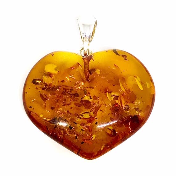 Pendentif cœur en argent sterling et ambre cognac pour la vente par Amberman