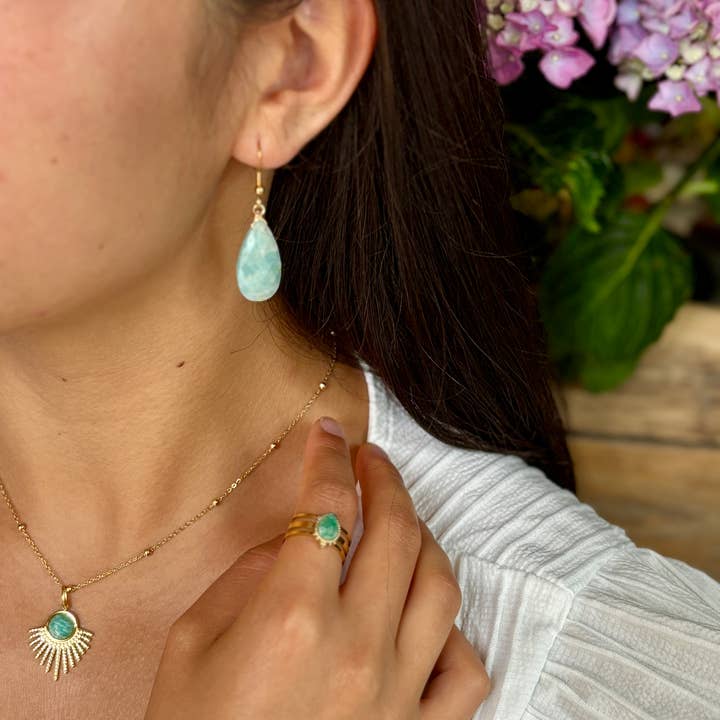 Ocean Ripples – wholesale Cocktail/statement ring – 18ct Gold Plated Amazonite Drop Triple Band Ring 4