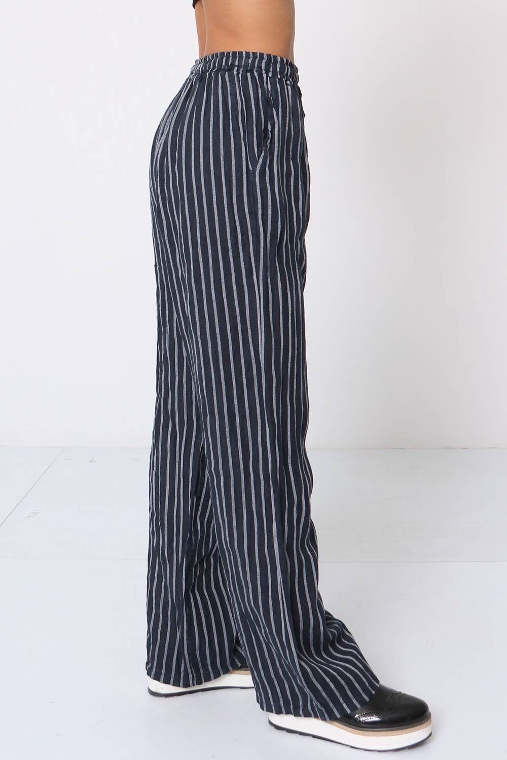 LÉA & LUC - Wholesale Broek - Dames - Gestreepte broek van 100% linnen REF.30132/24