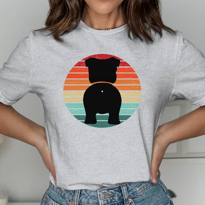 T-shirt drôle avec fesses de bouledogue anglais pour la vente par Peaches Mommy