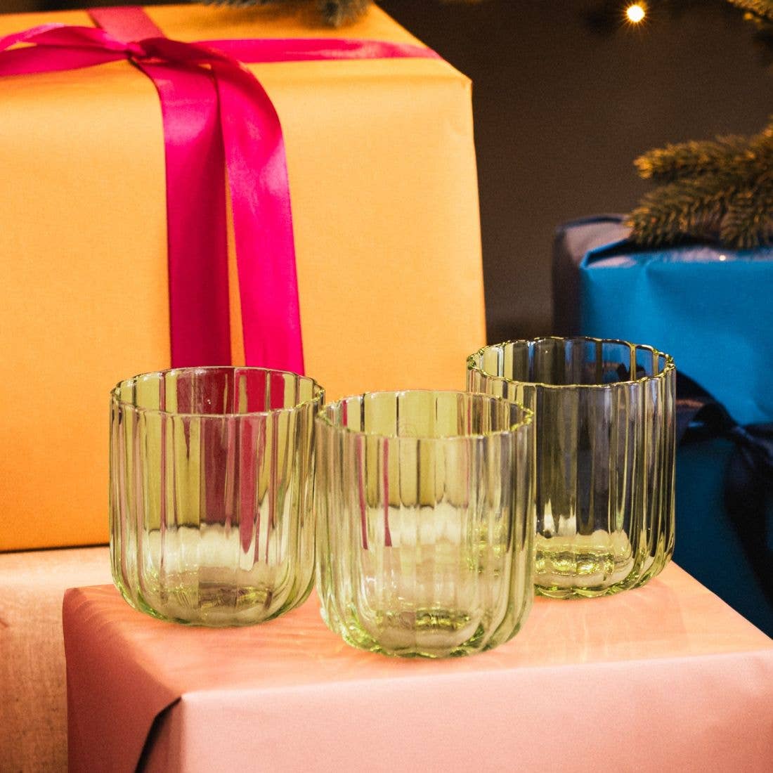 Brût Home and Glassware - Wholesale Drinking Glass/Cup - Tumbler Gaia | 35cl | Drinking glass | Lime Green1