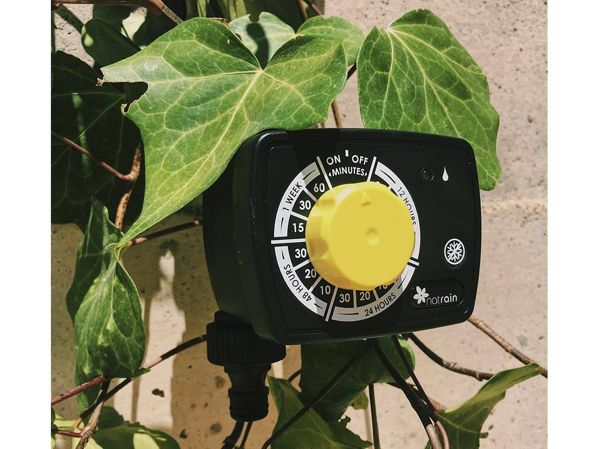 JARDIN Y NATURA OUTDOOR & GARDEN PRODUCTS SL - Wholesale Garden Tool - Pre-programmed irrigation programmer - EASY ON2