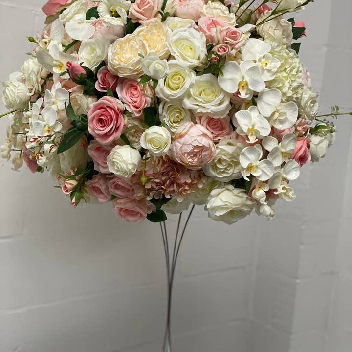 IVY CRUZ - Wholesale Artificial Flowers - Blush Large Artificial Flowers Table Centrepiece