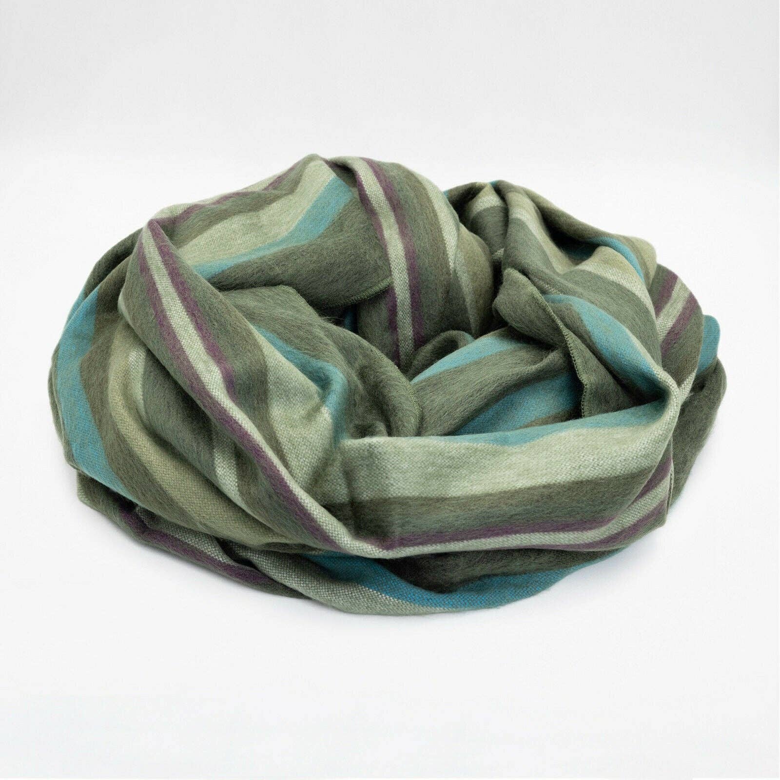 ECUALAMA - Wholesale Throw Blanket - Jambue - Baby Alpaca Wool Throw Blanket / Sofa Cover - Queen 95 x 66 - olive green stripes pattern10