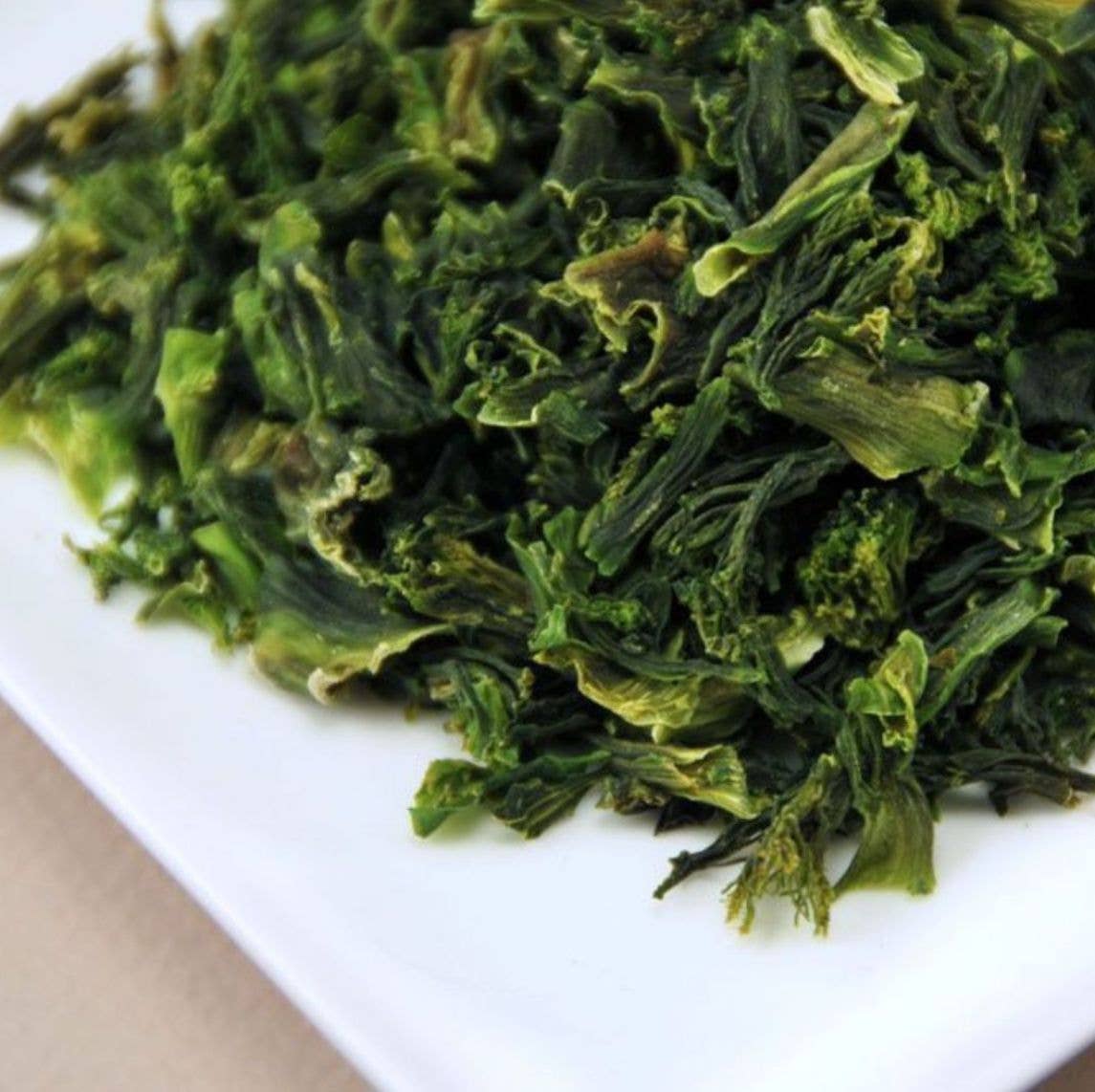 Belpharmed bv: Cooka's Cookies & Sensidog - Wholesale Pet Food - Dog - Broccoli Chips - Air-Dried Meal Toppers3