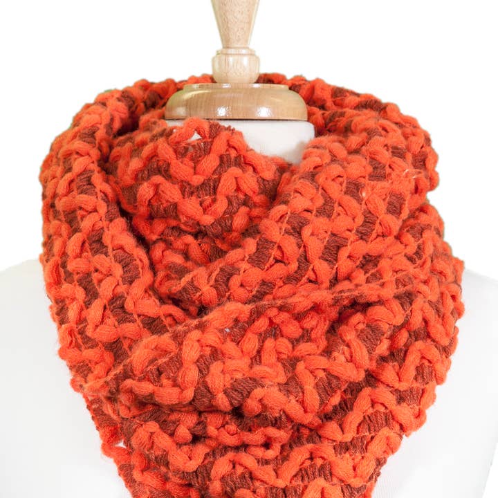 Bright Large Weave Infinity for wholesale by Chloe & Lex