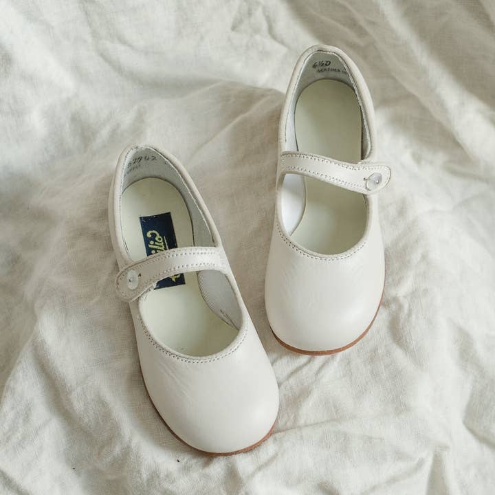 Charlotte Mary Jane - Ecru voor wholesale door Zimmerman Shoes