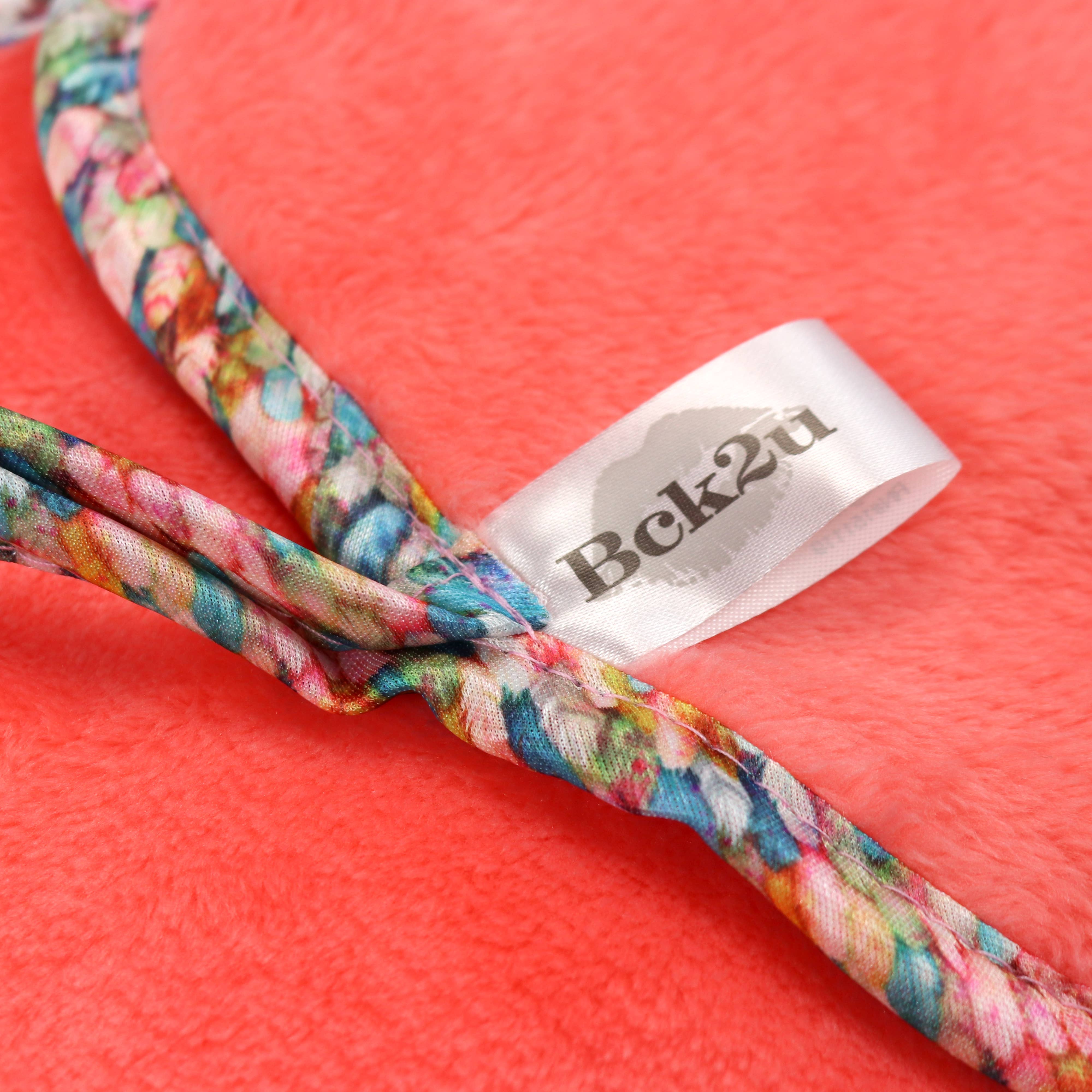 Arkwright Home - Wholesale Makeup Remover - Makeup Eraser Towels - Set of 5/Box & Travel Bag -Feathers6