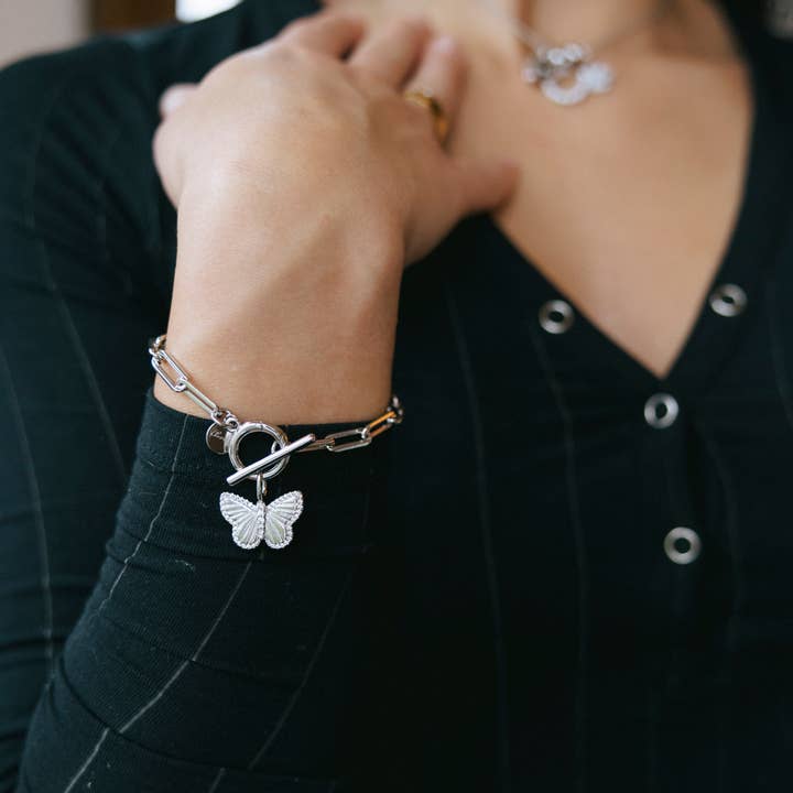 The Sis Kiss - Wholesale Charm/Dangle Bracelet - Keepsake Chain Bracelet | Charm Bracelet Gold & Silver 3