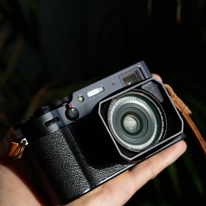 Squarehood - Wholesale Camera Strap - Model V (FujiFilm X100 Series)4