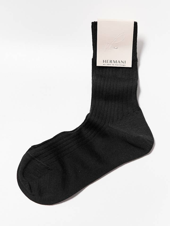 Meia Merino comprimento médio na cor preta por atacado de Hermani Heritage