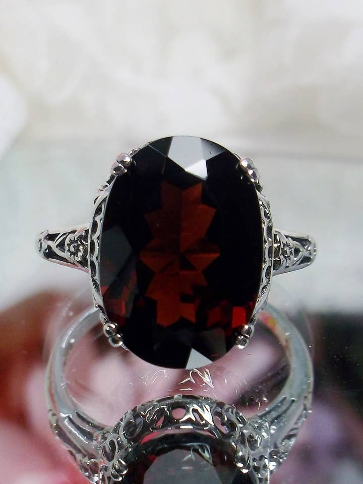 Naturlig Granat Blommig Edwardian Silver Filigran Ring #D70 för wholesale av Silver Embrace Jewelry