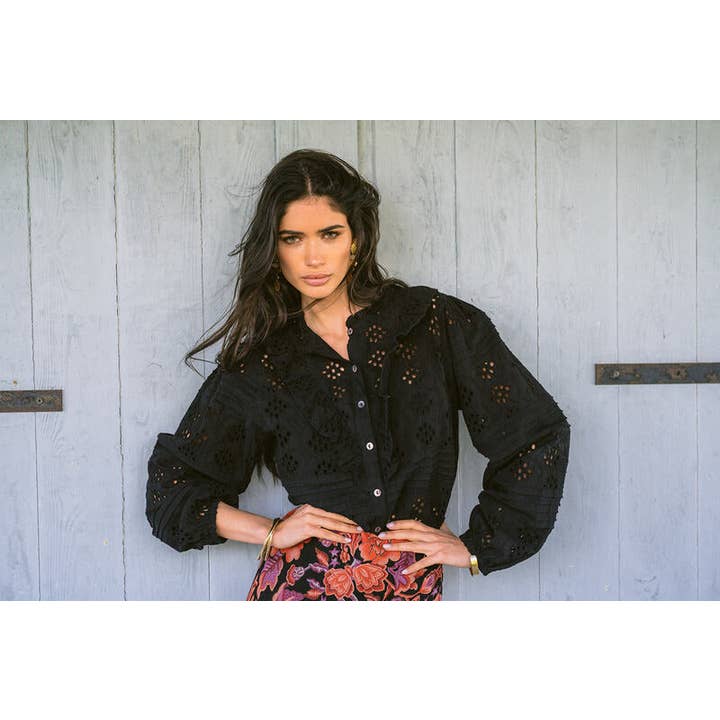 Piti Cuiti - Wholesale Button Down Shirt - Women's - VERONA RED BLACK SHIFLY SHIRT1