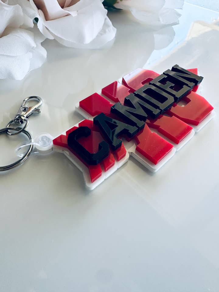 Étiquette de sac personnalisée pour le cross-country | Porte-clés en acrylique pour la vente par Marden S Design