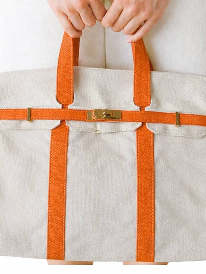 Canvas-Tragetasche mit goldener Schnallen-Hardware - Orangefarbene Verzierungen für den Großhandel von Runway Athletics