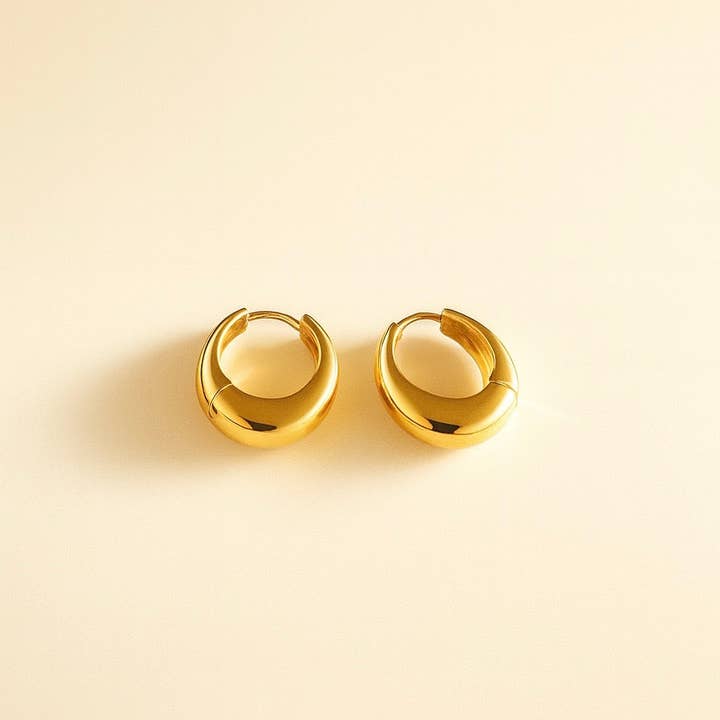 Puffy Huggies | Guld Vermeil för wholesale av Ke Bella Jewelry