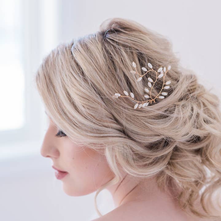 Farrah Swarovski kristallpärlor guld hårnål för wholesale av Sugarcane & Co.