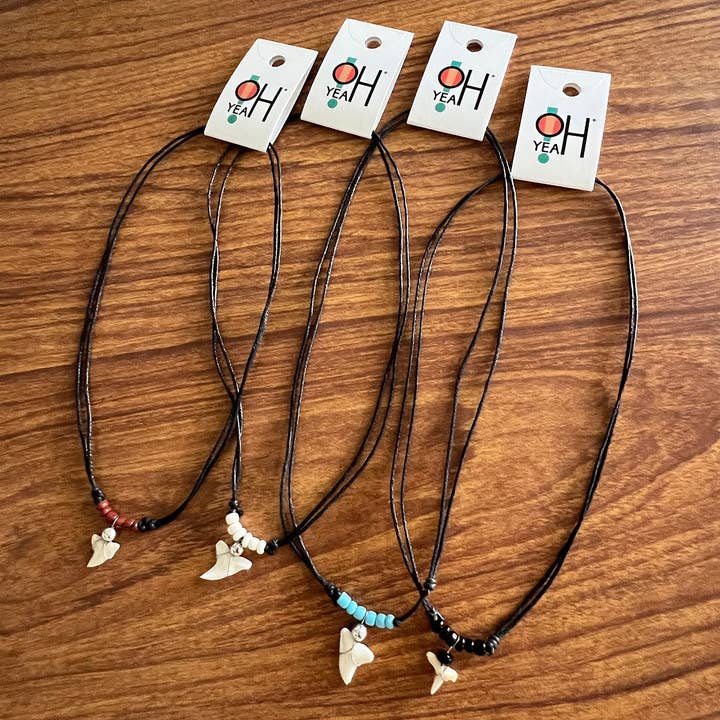 Echte Haaientand Kettingen – Strand, Surf & Cadeau Bestsellers voor wholesale door O Yeah Gifts