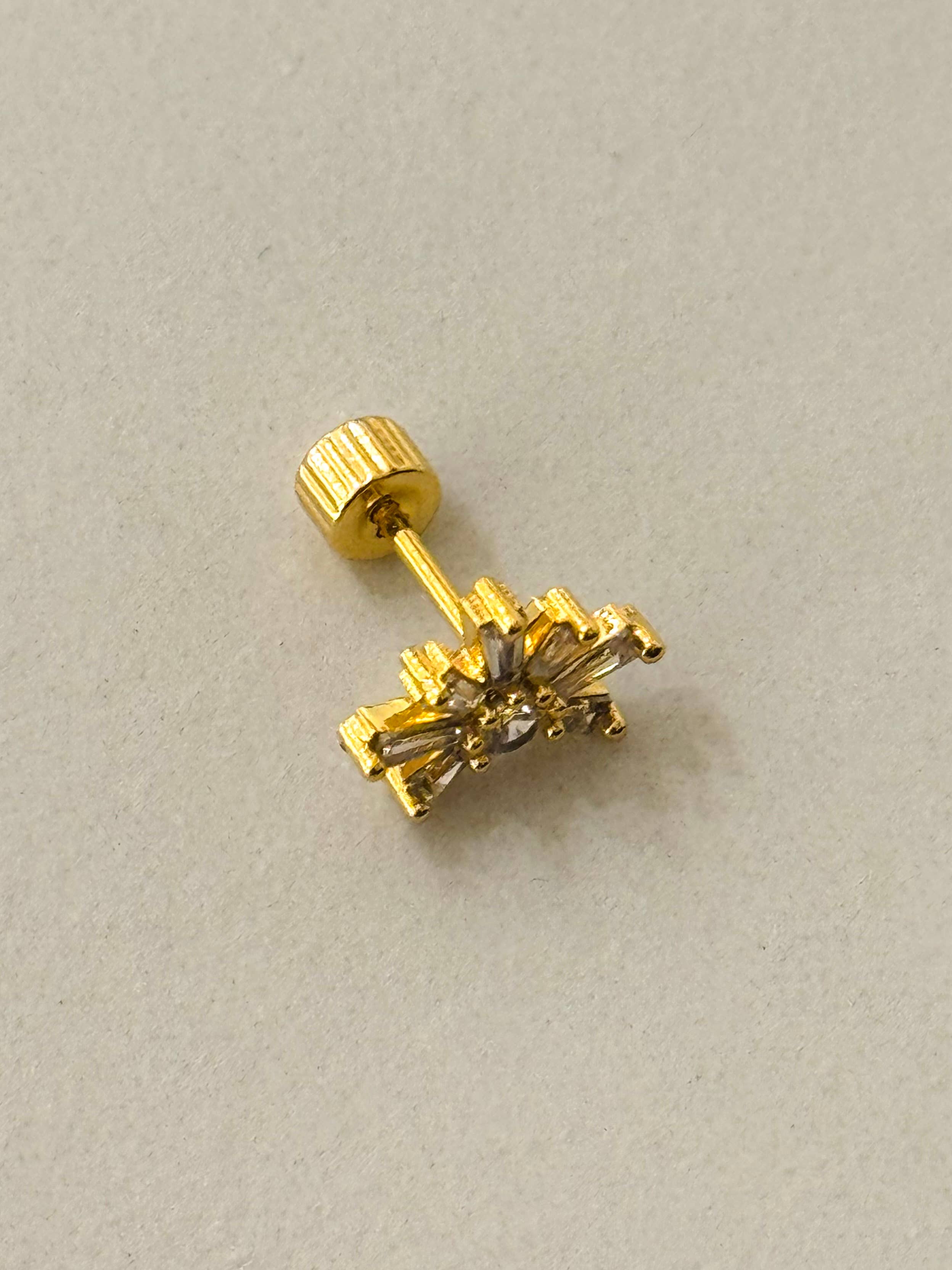 Cassette Barcelona - Vente Boucles d'oreille uniques - Soleil Levant Perçant1