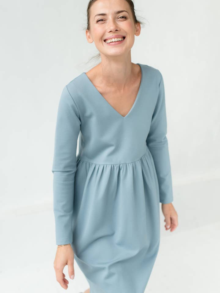 Robe pour femme, robe évasée, robe à manches longues, robe de maternité pour la vente par LeMuse