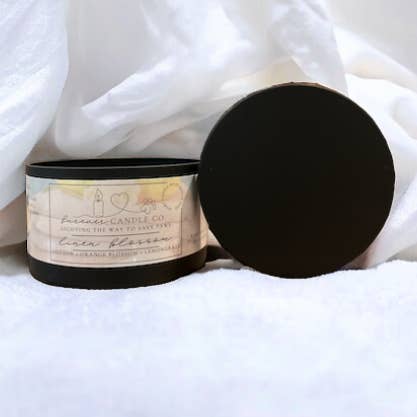 Linen Blossom Double Wick Candle for wholesale by Furever Candle Co.