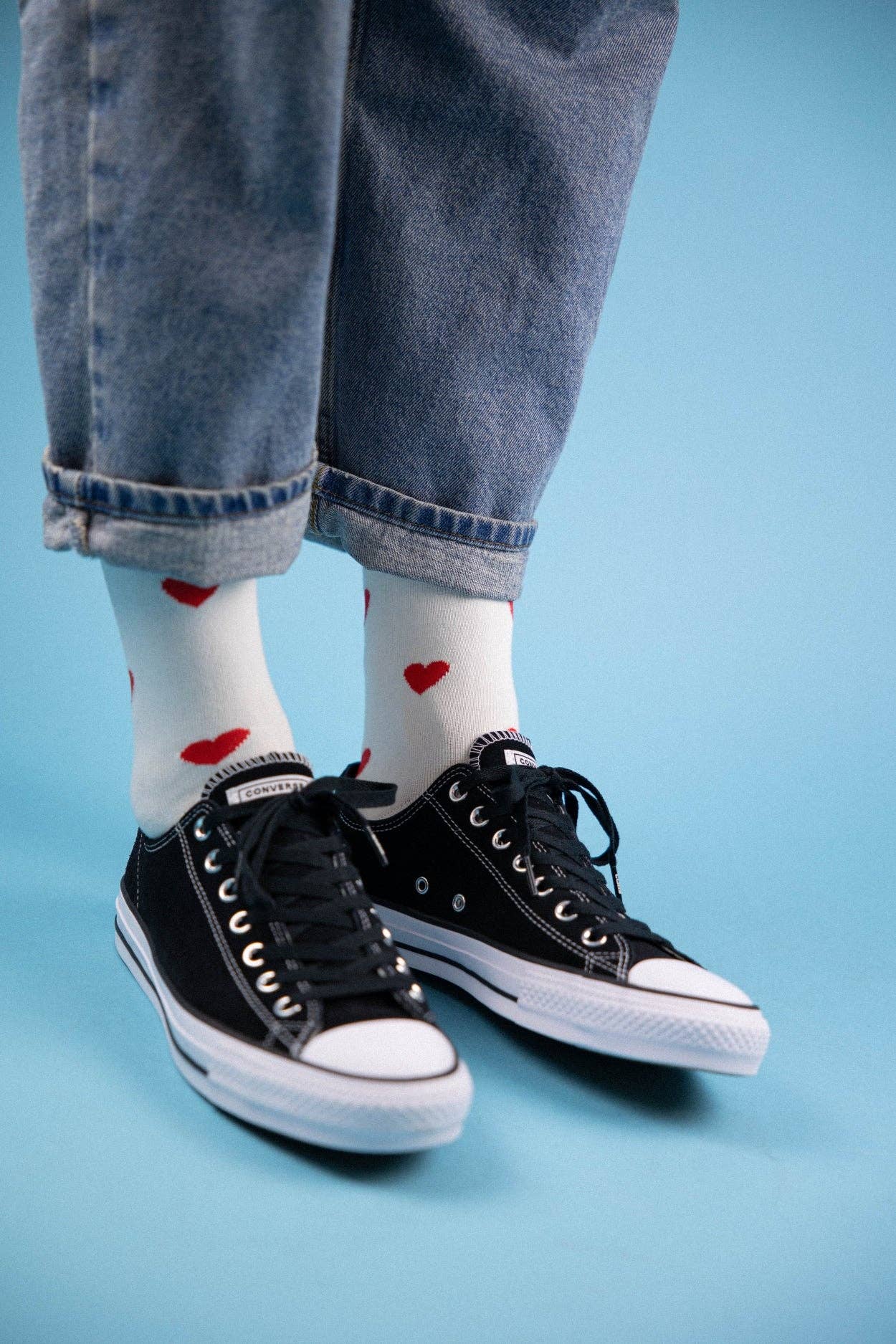 Off White Hearts-strumpor | Off White för wholesale på Faire2