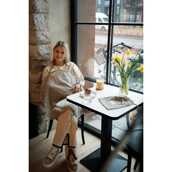 TISU - Wholesale Nursing Cover - Maternity - TISU nursing cover, Beige Daisy3