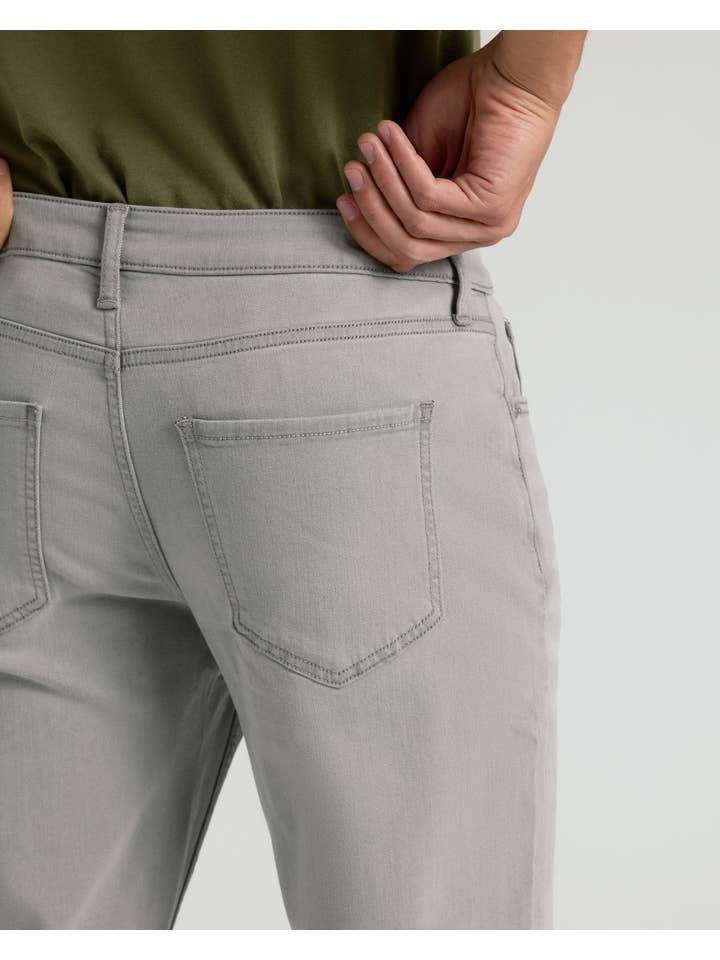 True Classic - Wholesale Jeans - Men's - Medium Gray Wash Straight Comfort Stretch Jeans3