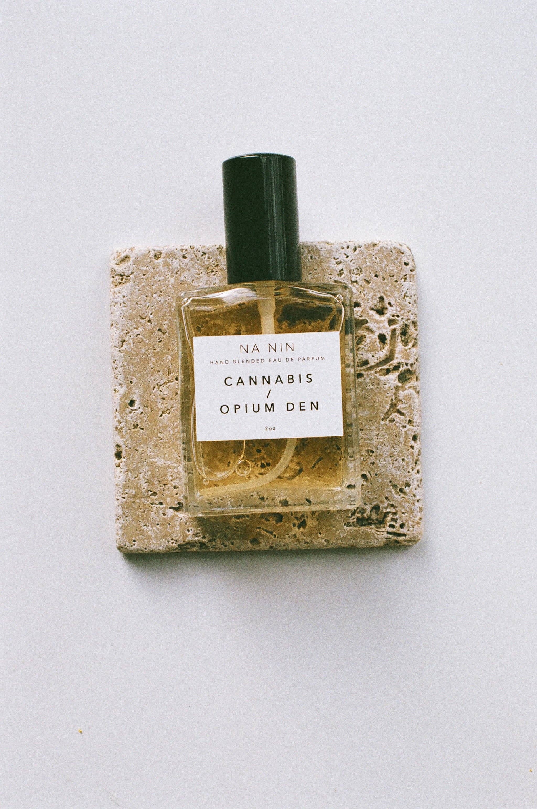 Na Nin – Großhandel Parfüm/Eau de Toilette – Cannabis & Opium Den Eau De Parfum/2 Unzen4