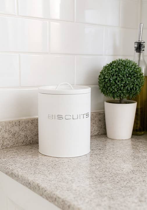 AULICA - Wholesale Food Storage Container - White and silver biscuit tin 13.5x13.5x17.5cm1