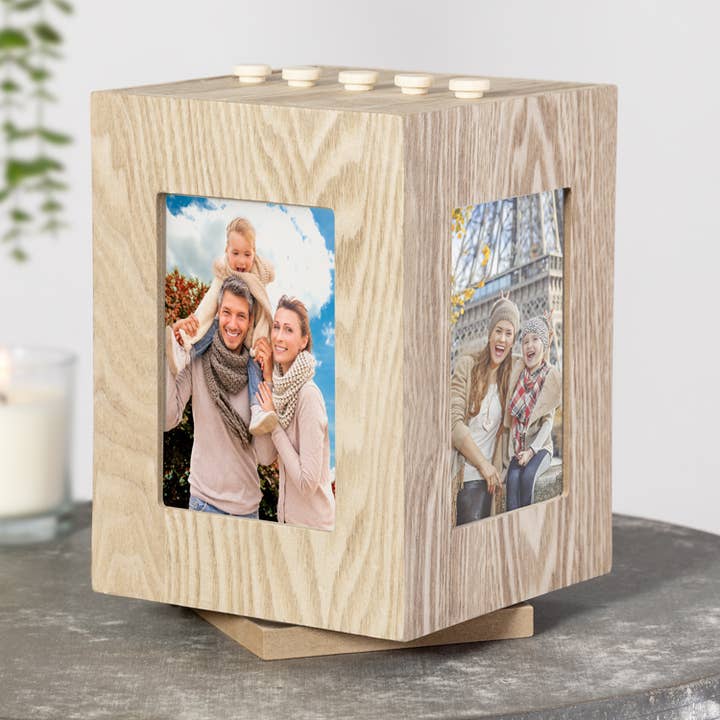 Natural wood rotating cube-shaped photo frame for wholesale by Fustik