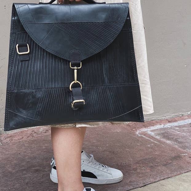 SO JUST SHOP - Wholesale Shoulder bag – women's - Vegan Saddle Bag1