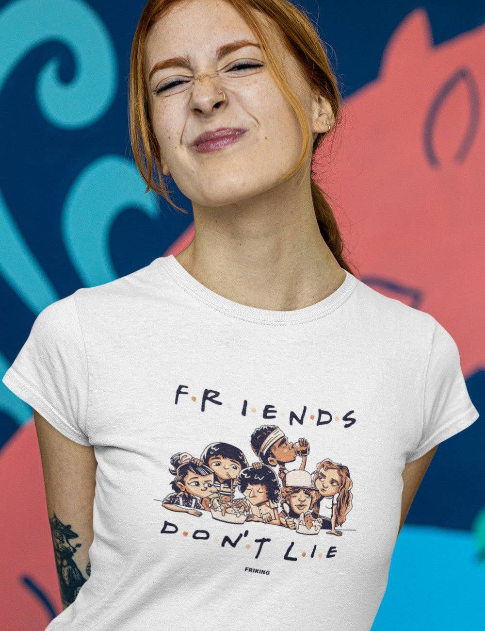 Blank T-shirt manches courtes Stranger Friends pour femmes, taille 22 en vente sur Faire3