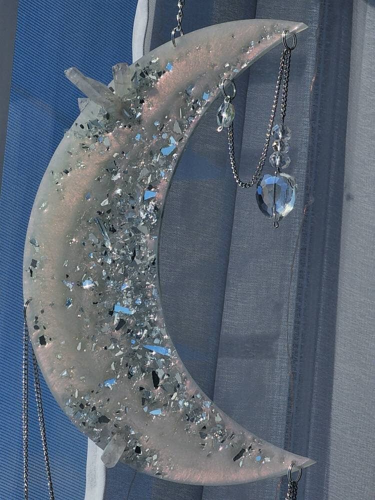 Grey Stone boutique - Wholesale Suncatcher - Pearl Moon Quartz Crystal Suncatcher: Rainbow Room Decor4